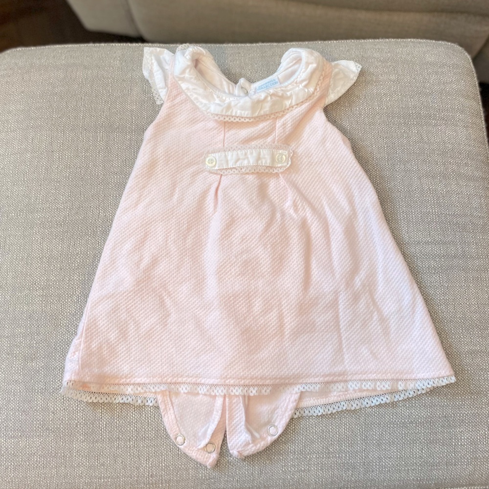 EUC Edgehill Collection Baby Girl Pink and White Lace Dress
